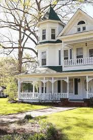 1895 Victorian For Sale In Jasper Alabama Captivating Houses Victorian Homes Exterior Victorian Homes Victorian Farmhouse