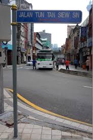 Jun 04, 2021 · dewan bandaraya kuala lumpur (dbkl) menyita sebuah restoran dan premis rumah urut haram di jalan tun tan siew sin dan jalan kuchai maju pada rabu. Soong Kee Hakka Beef Ball Noodles Jalan Tun Tan Siew Sin Or Jalan Silang Taken By Chopinandmysaucepan Chinese Street Food Roasted Meat Fish Ball