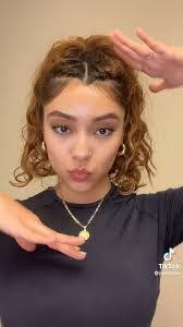 Jeni Rodriguez's Instagram, Twitter & Facebook