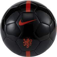 We will continue to ensure that any child who wants to play will be given an opportunity to play at their level. Nike Nederland Supporters Voetbal Zwart Knvbshop Nl