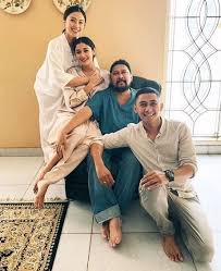 Jul 03, 2021 · hingga akhirnya. 7 Potret Tyna Kanna Ipar Naysilla Mirdad Yang Cantik Dan Memesona Merdeka Com