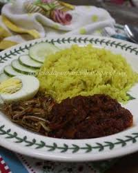 Resepi 1 kilo ayam lemak cili padi amie / amie gunakan segenggam cili padi kampung yang masih hijau. Resepi Nasi Lemak Chef Ismail