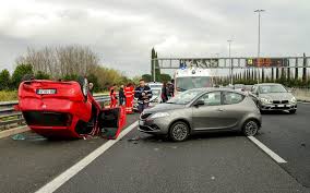 Nicht jeder unfall beziehungsweise unfallschaden macht aus einem pkw automatisch einen unfallwagen. Unfallwagen Kfz Gutachter Munchen