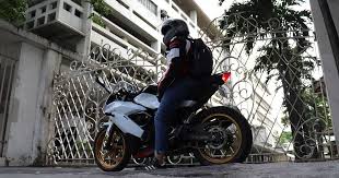 07' ninja 250 replaced battery, starter solenoid, starter, spark plugs, wires, ignition, lights, oil & filter still problems. Kawasaki Ninja 250sl Top Gear Philippines