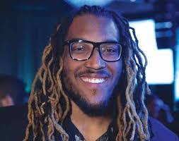 Gary Robles's Instagram, Twitter & Facebook