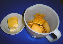 Für den tortenboden ohne backen kekse nach wahl in einen ausreichend großen gefrierbeutel geben und mit einer teigrolle so lange darüber rollen, bis alle kekse zerbröselt sind. Tortenboden Ohne Backen Mit Butterkekse