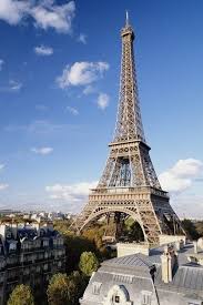 La Tour Eiffel Petite Histoire D Une Grande Tour Tour Eiffel Grand Tour Ville France