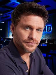 Derek Drescher's Instagram, Twitter & Facebook