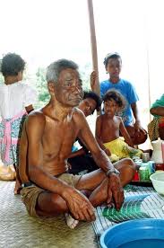 Tabung jalanan dijatuhkan satu isu terjadi di jalan sg 7/10 taman sri gombak apabila sebuah tabung yang ditempatkan di tengah jalan telah dijatuhkan dengan sengaja dan ada nota yang ditinggalkan. Bomoh Orang Asli Di Gombak