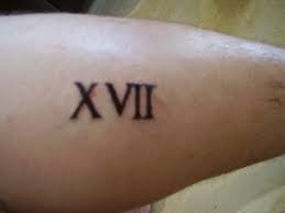 Página com 31 estilos diferentes de fontes para tatuar o número romano correspondente a 1000. 59 Tatuajes De Numeros Importantes Galeria De Fotos