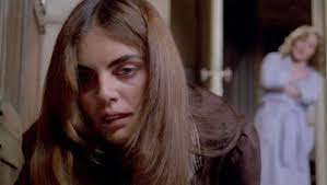 Catriona maccoll, paolo malco, ania pieroni, giovanni frezza, silvia collatina, dagmar lassander, giovanni de neva, daniela doria, gianpaolo saccarola, carlo de. Das Haus An Der Friedhofsmauer Film Trailer Kritik