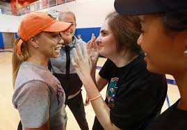 Gators draw inspiration from coach Kelly Rae Finley's sister