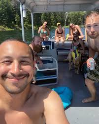 Chaz Stephens (@chaz.stephens) • Instagram photos and videos