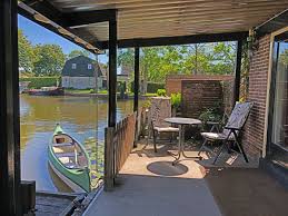 Maybe you would like to learn more about one of these? Apartment Atelier Near The Water Side Langedijk Family Gerrit Und Corrie Strijbis Kaas