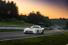 Duster, lodgy, dokker, logan, sandero. White Angel Viper Mit Erster Nennung Fur 24h Nurburgring Gt Place Com