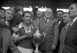 First mentioned in records in 934, it is the seat of the district ( landkreis ) which bears its name. Classic Teams 3 Stade De Reims 1949 62 Get French Football News