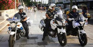 Για τον λιγναδη τον οποίο διόρισαν οι ίδιοι, δεν είχαν μάθει ποτέ και τίποτα. Eytyxws Poy Hr8e O Makron Kai Eidame Thn 8rylikh Omada Zhta Bloko