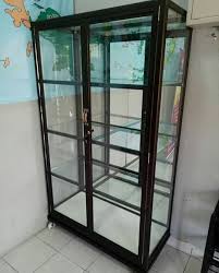 Daftar rekomendasi lemari kaca terbaik. Jual Lemari Etalase Kaca Tinggi Kota Makassar Toko Reklame Makassar Tokopedia
