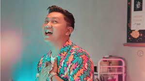 Menggambarkan setiap rasa ke dalam medium yang dapat dipahami bersama. Biodata Dan Profil Penyanyi Dangdut Denny Caknan Idolai Didi Kempot Pacar Happy Asmara Ada Instagram Dan Usia Qeluarga