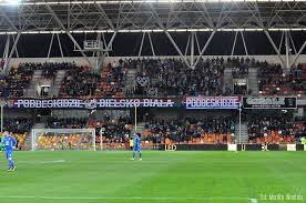 Podopieczni trenera kamila orawczaka wybiegną jutro na murawę stadionu przy ul. Podbeskidzie W Pierwszej Lidze Watch Ekstraklasa