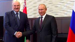 De protesten tegen president loekasjenko in wit rusland lijken misschien ver weg. Belarus Protests Putin Pledges 1 5bn Loan At Lukashenko Meeting Bbc News