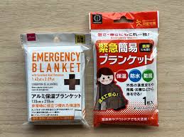 100均ダイソーの「ブランケット」は防災に優秀！災害対策、アウトドア◎売り場は？ | イチオシ | ichioshi