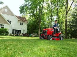 To keep your lawn looking its best, you need the right mower. Riding Lawn Mowers Tractors Snapper