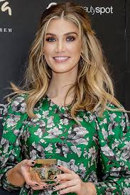 The australian singing sensation was spotted out and about in la, california, with actor, writer and comedian rick glassman. Delta Goodrem News Faqs How Well Do You Know Delta Who Magazine