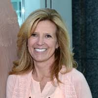 Shauna Hill's Instagram, Twitter & Facebook