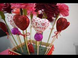 El día de amor y amistad en colombia se celebra el tercer sábado del mes de septiembre, por lo que para este 2019 el día de amor y amistad será celebrado el 21 de septiembre. Arreglo Floral Para El Dia De San Valentin Dia Del Amor Y La Amistad Loveluzlop Youtube