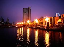 The Yarra River With Fire Displays On Melbourne S Southbank Promenade Melbourne Australia Photographic Print Manfred Gottschalk Art Com Melbourne Australia Scenic Art