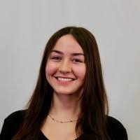 Alison Lo's Instagram, Twitter & Facebook