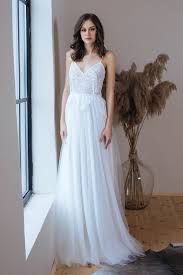 We did not find results for: Madeira Weisses Brautkleid Mit Spitzenoberteil Brautkleider Nach Mass In Wien Bespoke Bridal Vienna