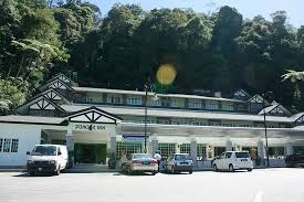 Our top picks lowest price first star rating and price top the location was great, the supermarket, restaurants, winter park was a 10 minute drive down the road, and the frazier tubing hill and. Puncak Inn Prices Reviews Bukit Fraser Malaysia Tripadvisor