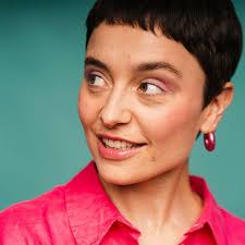 Jade and Rose Quartz Combs Are the Latest Trend in Hair Care