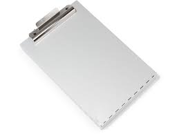 Das clipboard ist mit einem hängeloch ausgestattet; Saunders Storage Clipboard Cruiser Mate Lackiert Kaufen Modulor