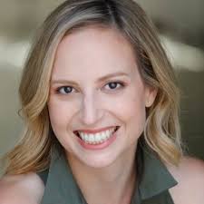 Carol Strauss (@_carolstrauss)