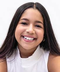 Michelle Ney's Instagram, Twitter & Facebook