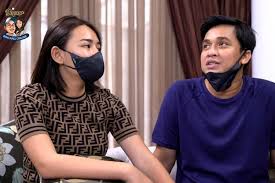 Gue bilang, 'elu beneran sama amanda? Hubungan Amanda Manopo Dan Billy Syahputra Setelah Putus Halaman All Kompas Com
