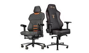The firm foam takes some getting used to, but there's a lot to love about this highly adjustable fabric chair. Backforce Versus Secretlab Manual Labor Versus E Sports Experience