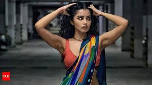 Video: Anupama Parameswaran takes social media by storm with her dance  moves for Ora Kannala song | Telugu Movie News - Times of India