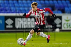 Yorbe vertessen (born 8 january 2001) is a belgian footballer who plays as a striker for dutch club psv. Soccrates Images Yorbe Vertessen Of Psv U23