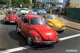 Volkswagen Cars Take Part In A Grand Parade On The Streets Of Colombo Sri Lanka July 1 2018 The Volkswagen Beet Volkswagen Volkswagen Car Volkswagen Beetle