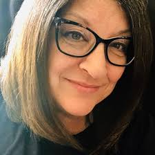 Mrs. DiAnna Smith 70 of Chapmanville, WV was born April 16, 1948 at Logan,  WV a daughter of the late Samuel and Claudia Ray Turner. She departed this  life