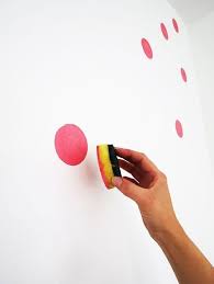 How To Paint A Polka Dots Wall Yaratici Fikirler Yaratici Ve Dekorasyon