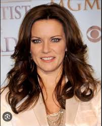 Country music artist born in 1974