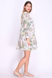 Check spelling or type a new query. Revd Elle Paris Kleid Mit Blumenmuster Skylt