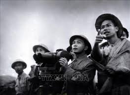 He later commanded the vietnam people's army during the vietnam war. Thi Tim Hiá»ƒu Vá» Ä'áº¡i TÆ°á»›ng Vo Nguyen Giap Baotintuc Vn