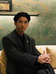 退學後竟自組SIGNAL181！ 賀来賢人786K粉絲瘋傳！