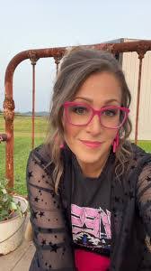 Laura Driggers's Instagram, Twitter & Facebook